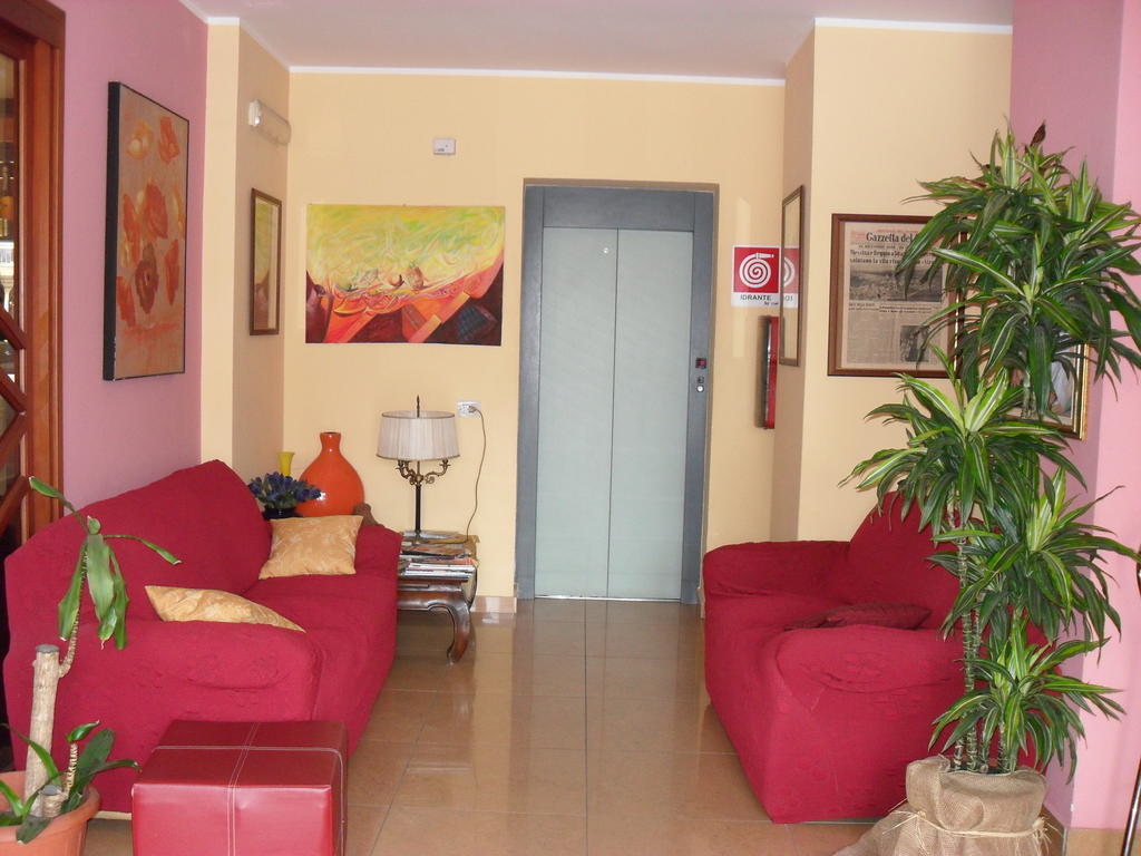 Hotel Piro Torrenova  Екстериор снимка
